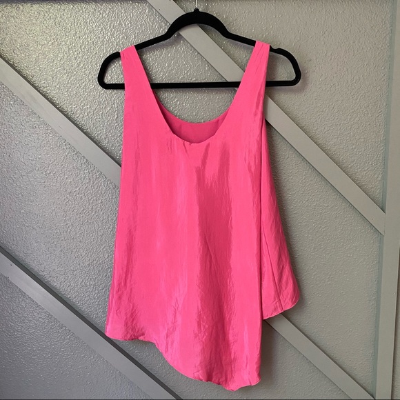 NWT BCBG hot pink sleeveless top - Picture 2 of 5